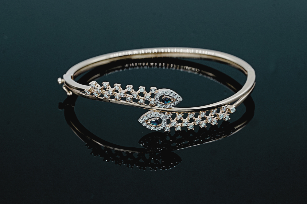 Image title customized and personalized jewellery