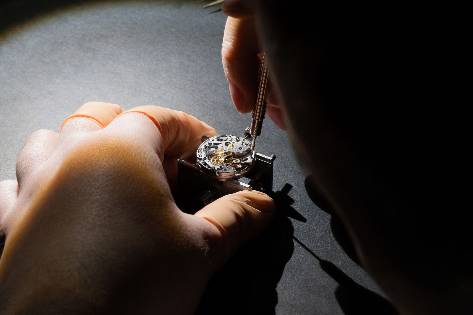 Image title movement of watches
