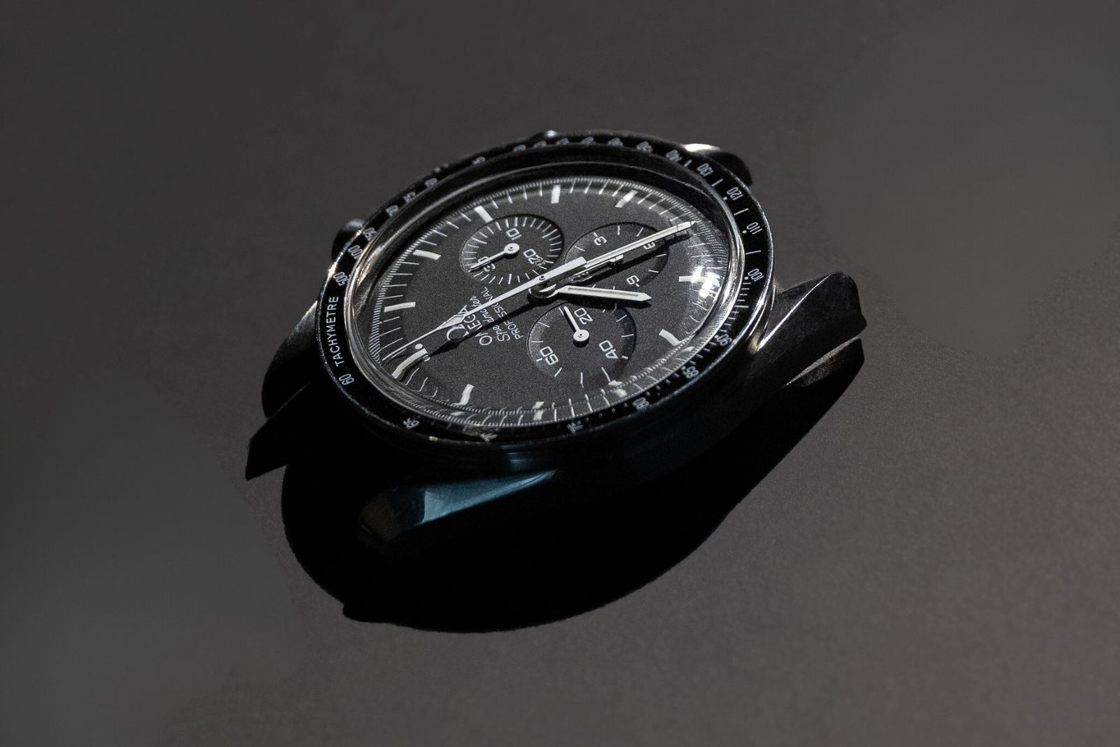 Image title watch dial and face