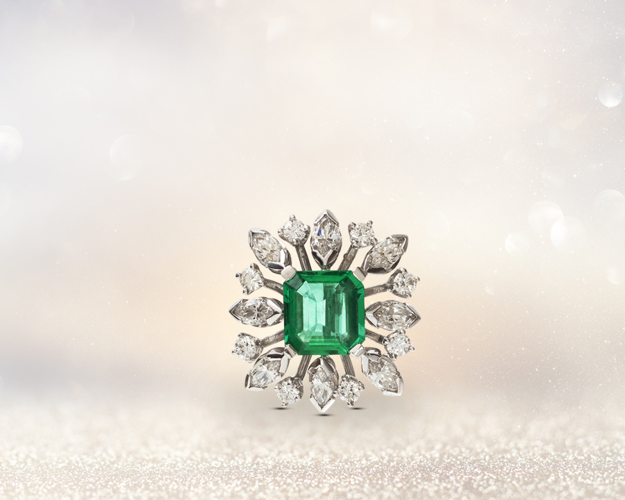 emerald cut emerald