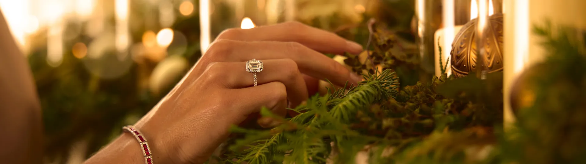 selecting jewelry for the holiday season