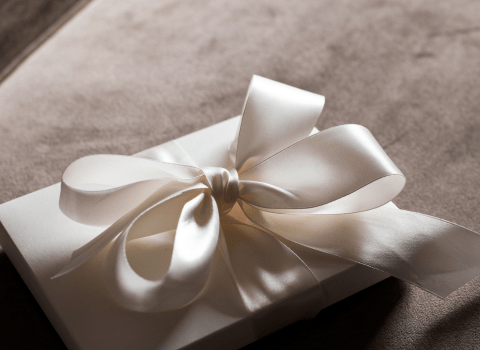 row-title jewelller for holiday season