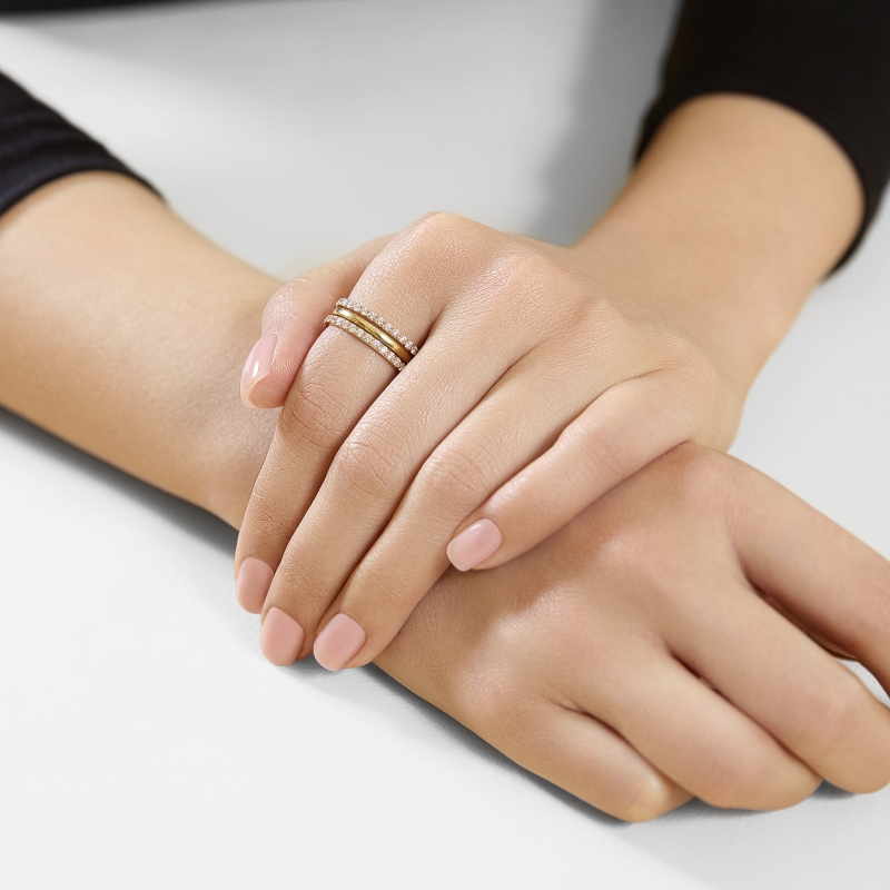 The Gold and Diamond Ring thumbnail 3