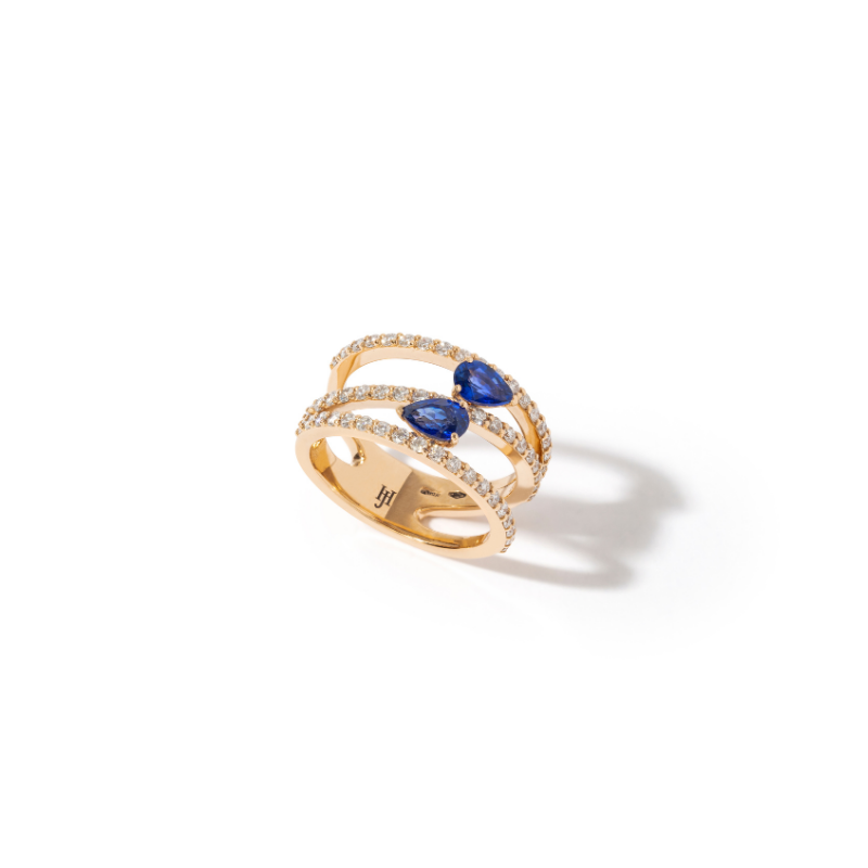 The Sapphire Diamond Ring